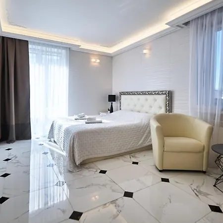 Apartament All Exclusive. Center. New Mińsk